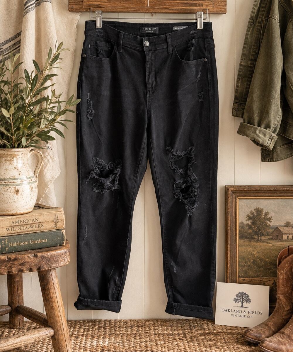 Judy Blue Black Distressed Boyfriend Jeans | Women’s 15/32